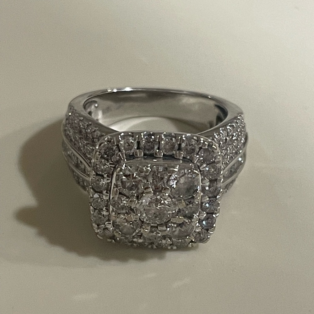 2.35 carot diamond ring